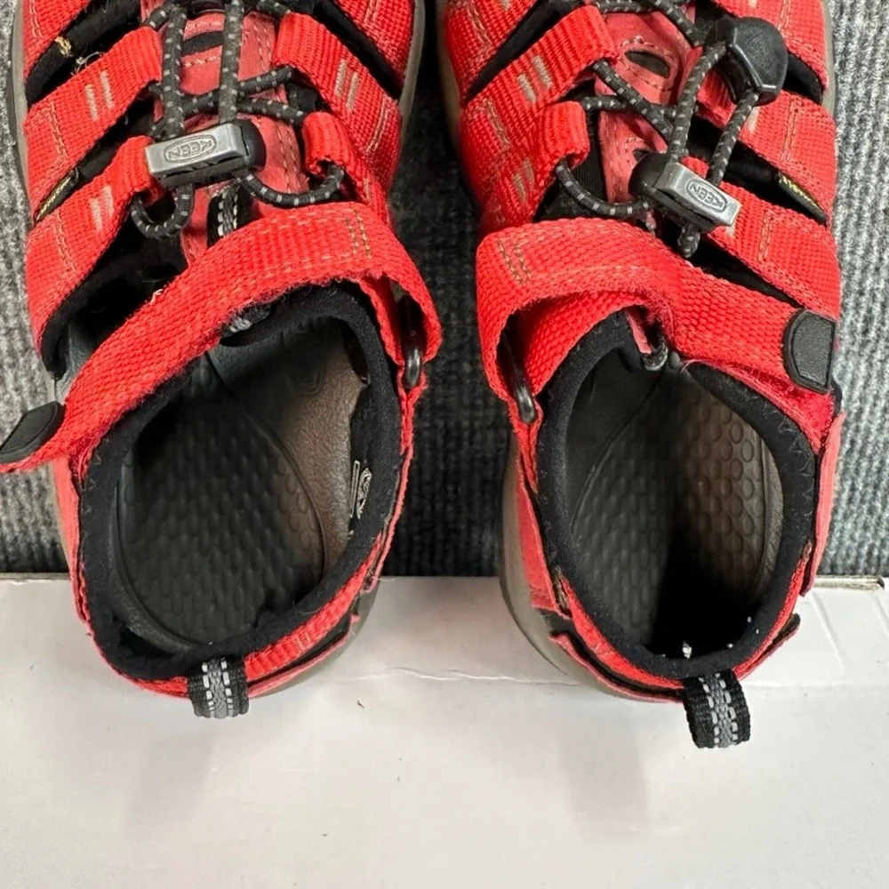 Keen Newport H2 Kids Red Black Waterproof Hiking Water Sandals Shoes Sz 1